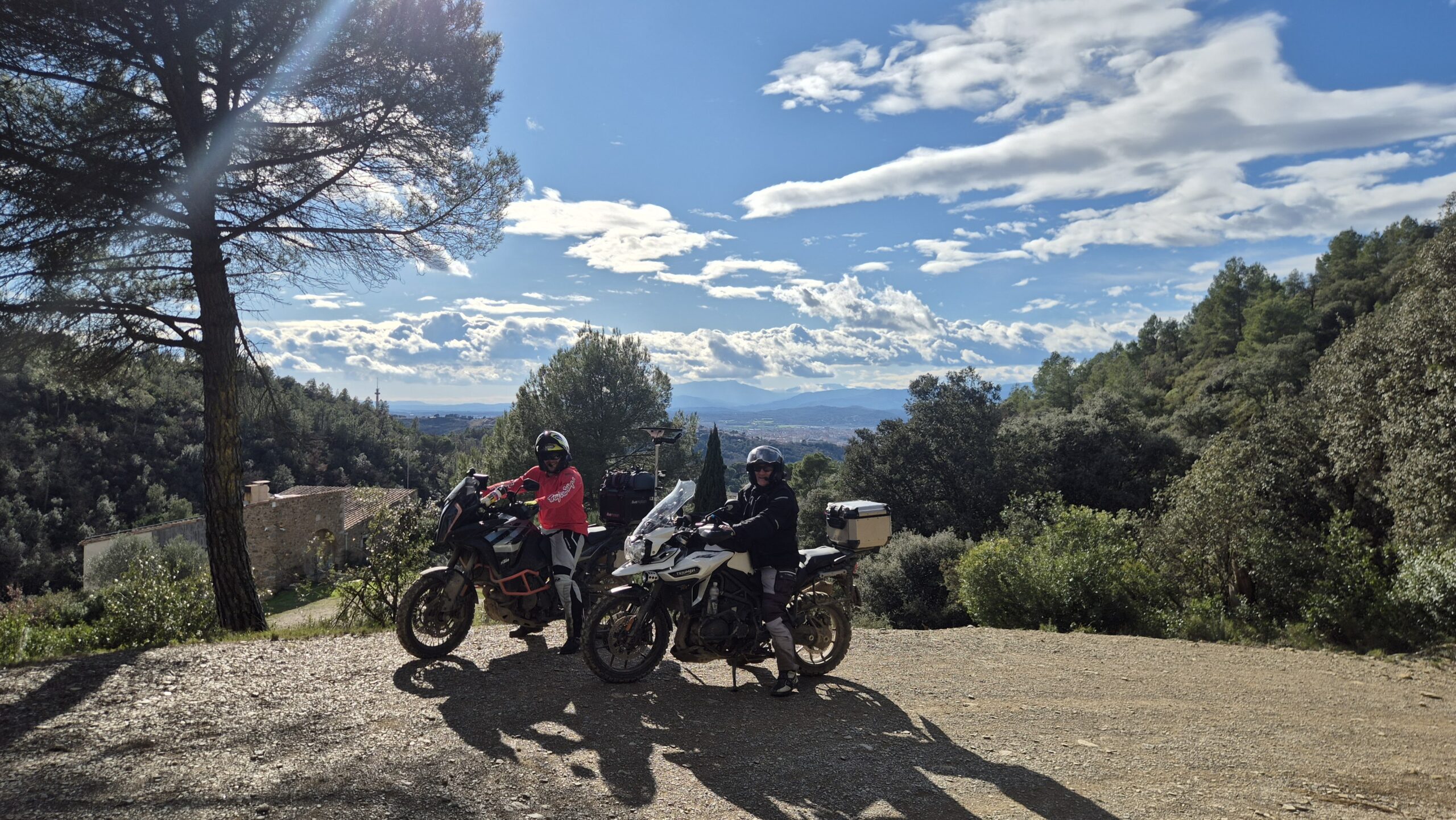 Motocrew goes Espagna – Lifemotion
